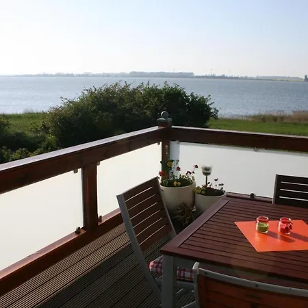 Boddenblick In By Interhome アパート Vieregge